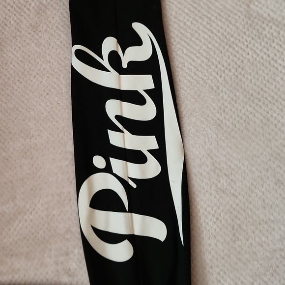 PINK Victoria's Secret Yoga Pants - Picture 2 of 6